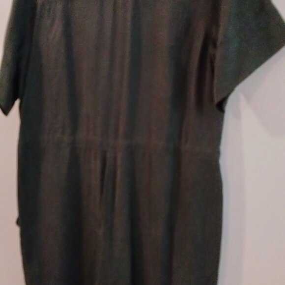 Black Tencel jumpsuit. Size Large. - Picture 4 of 4